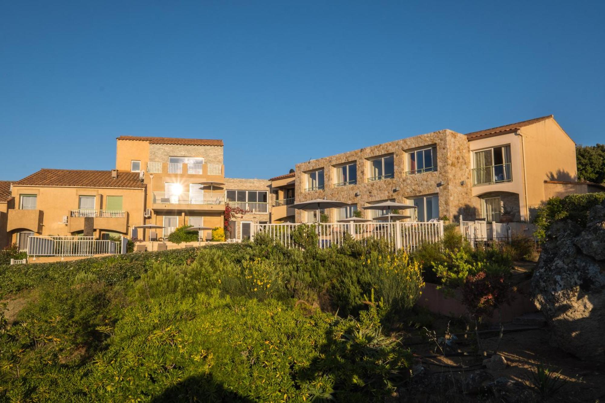 Hotel Funtana Marina LʼÎle-Rousse Exteriér fotografie